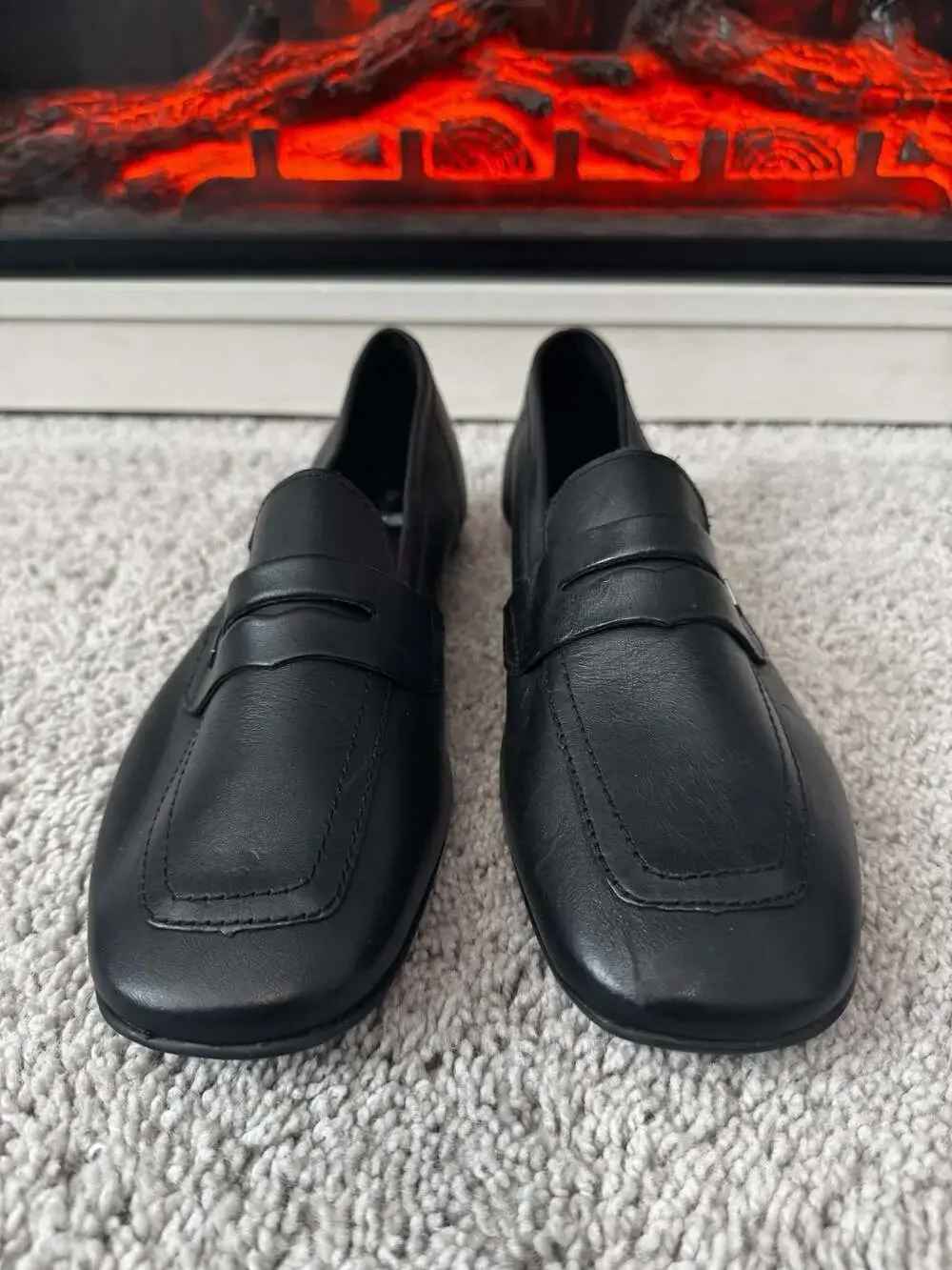 Botter Black Leather Penny Loafers